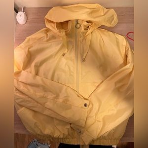 NWT Tommy Hilfiger Cropped Raincoat Size XS